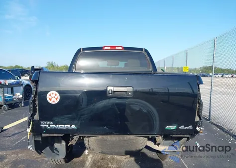 2013 Toyota Tundra Grade 5.7L V8 z USA, uszkodzony, nr VIN 5TFDW5F14DX300294